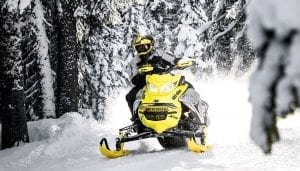 Обзор снегоходов 2019 Yamaha Sidewinder и Ski-Doo MXZ